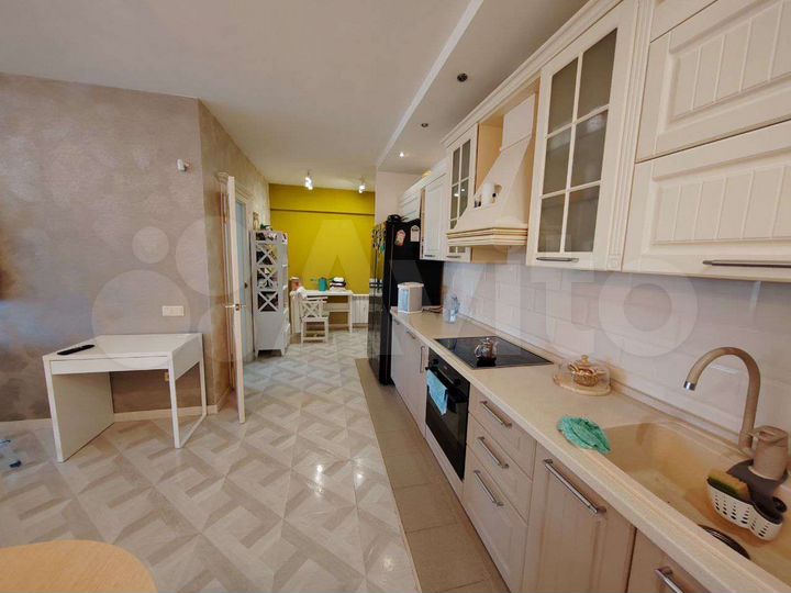 2-к. квартира, 58 м², 1/6 эт.