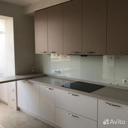 Кухня разные цвета фасадов