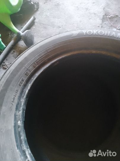 Yokohama 104ZR 215/60 R16