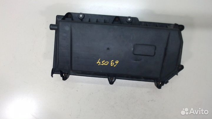 Корпус воздушного фильтра Seat Leon, 2000