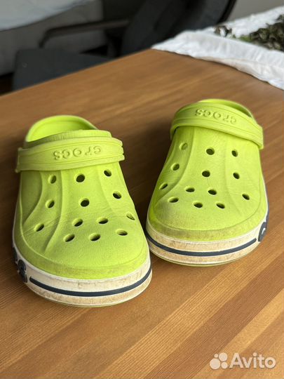 Crocs j2