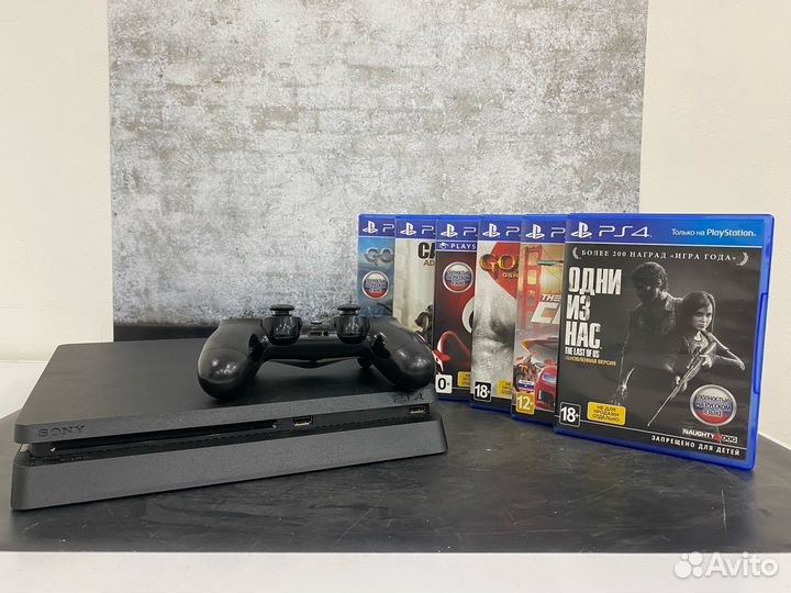 Sony PlayStation 4 Slim