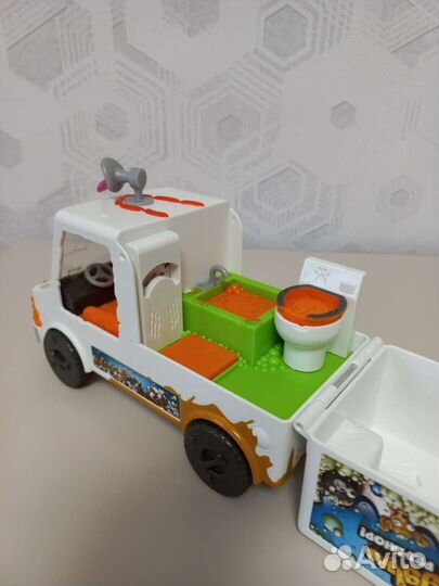 Игрушка фургон