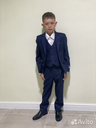 Школьный костюм