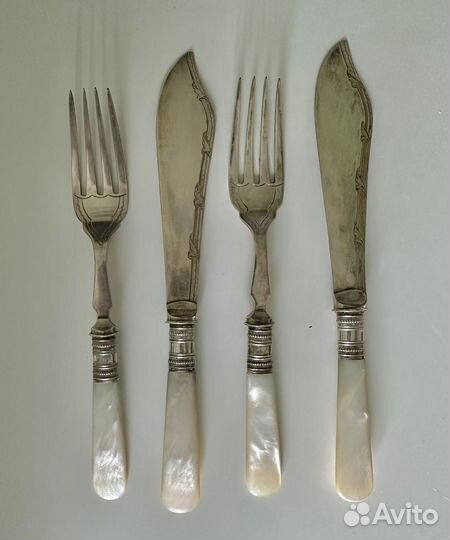 Антикварные столовые приборы ложка вилка перламутр