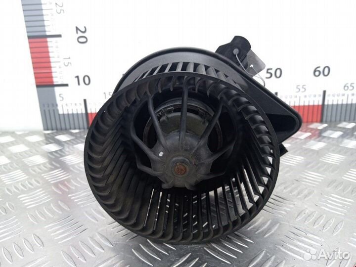 Моторчик печки для Peugeot-Citroen Partner 1