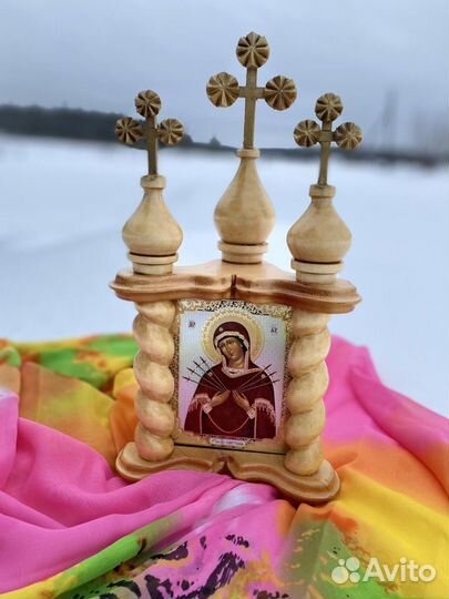 Икона в резном окладе ручная работа