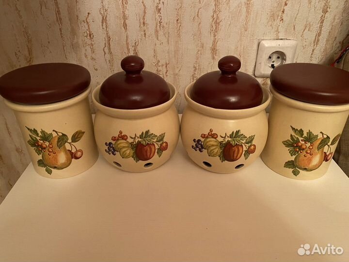 Банки для сыпучих продуктов керамика и чеснока