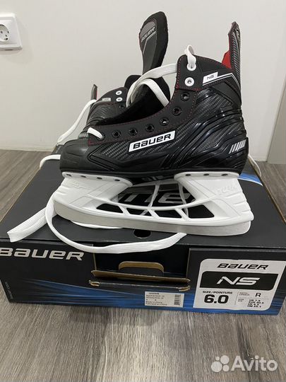 Хоккейные коньки bauer