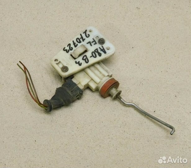 Клапан цз передней левой двери Audi 80 B3