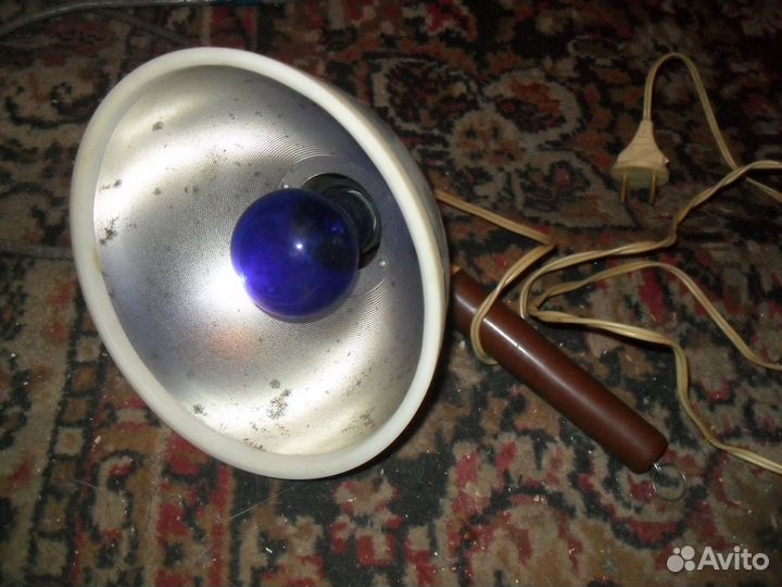 Синяя лампа -рефлектор медицинский