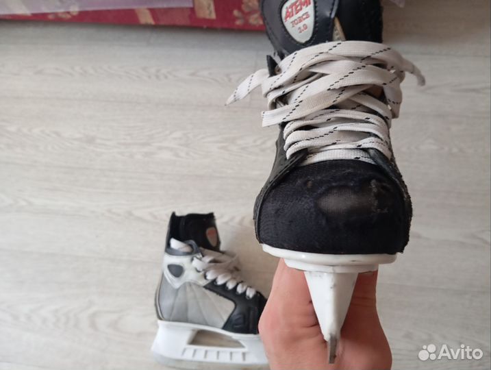 Коньки хоккейные