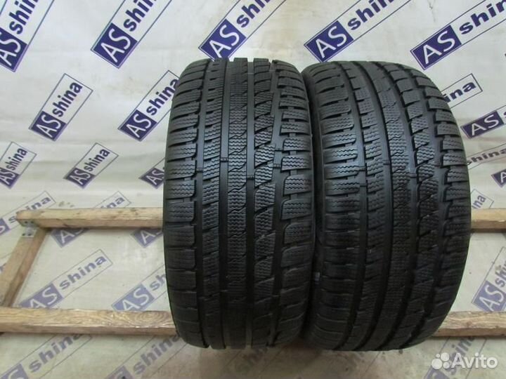 Kumho WinterCraft KW27 235/45 R17 99G