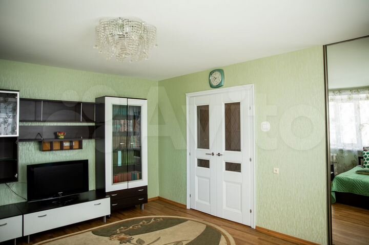 2-к. квартира, 55 м², 5/10 эт.