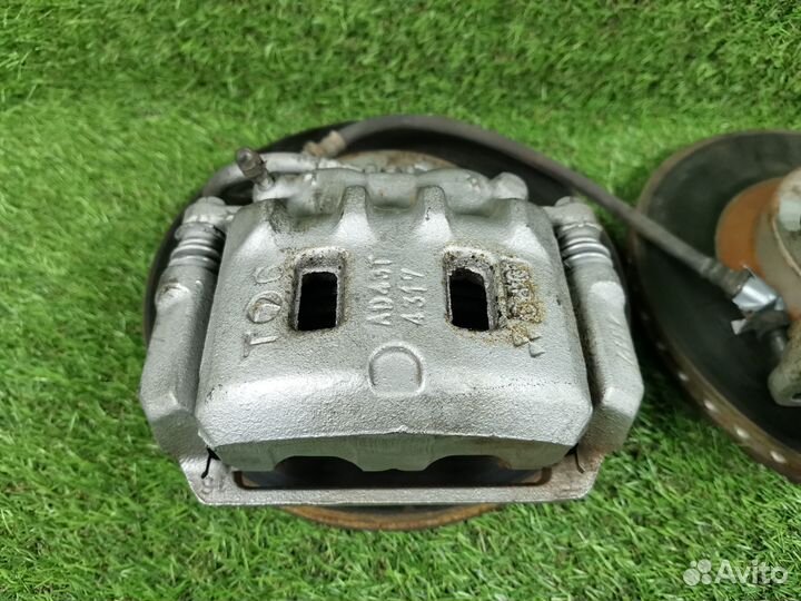 Тормоза передние Subaru Impreza GC GC8 GF GF8 G10