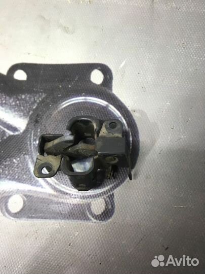 Замок капота Mercedes-Benz Clk- Class