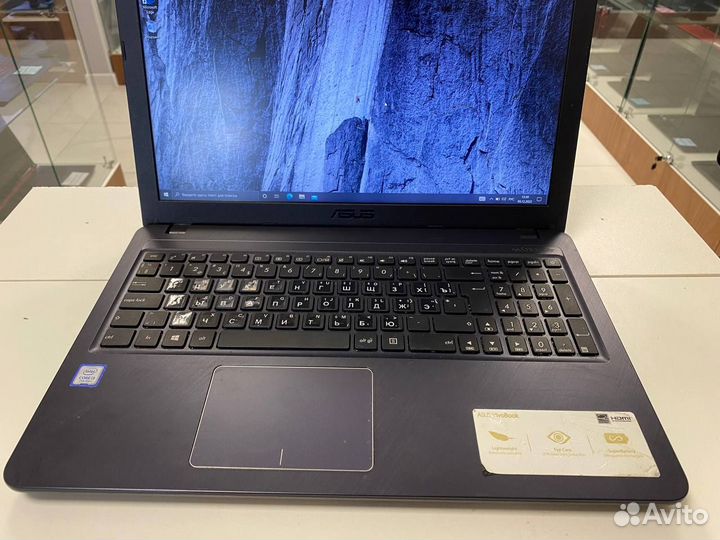 Ноутбук Asus VivoBook 15.6