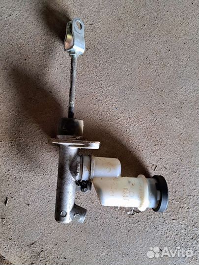 Главный цилиндр сцепления акцент