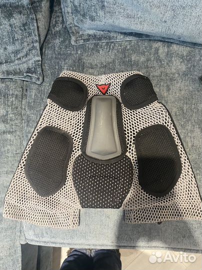 Защита для сноуборда шорты