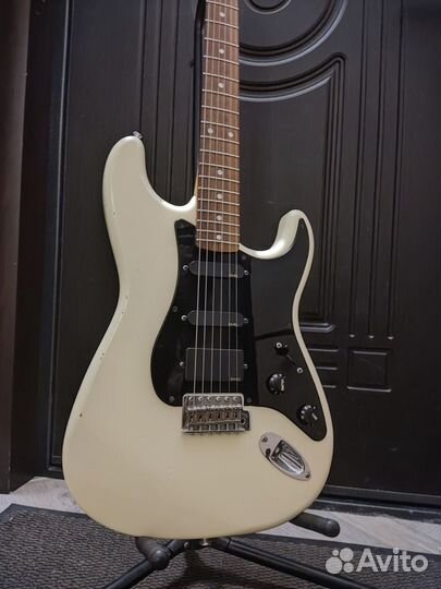 Гитара Squier by Fender Bullet Strat/ EMG/ обмен