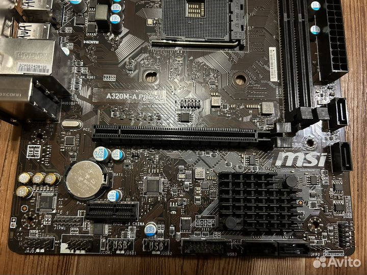 Материнская плата am4