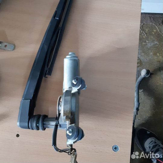 Моторчик стеклоочистителя задний Ssang Yong Actyon