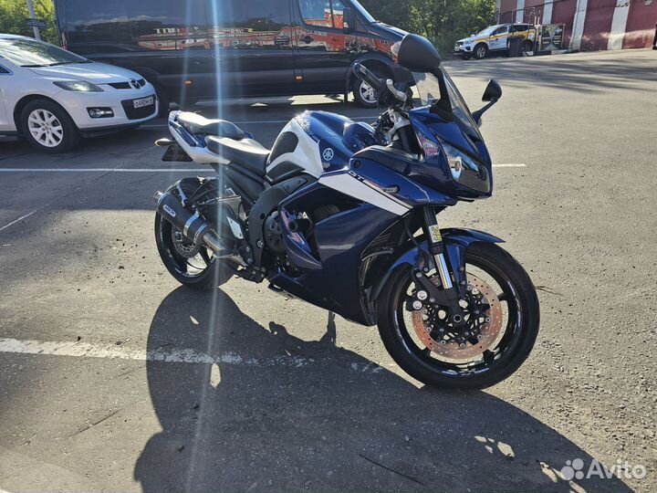 Yamaha FZ1