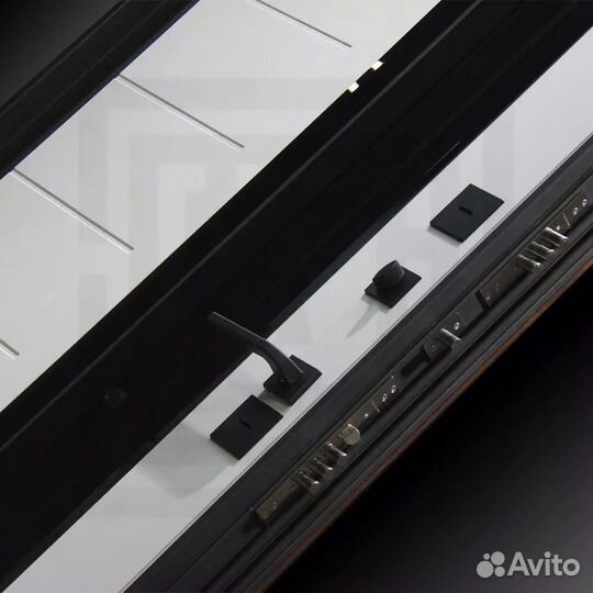 Дверь входная с терморазрывом и стеклопакетом