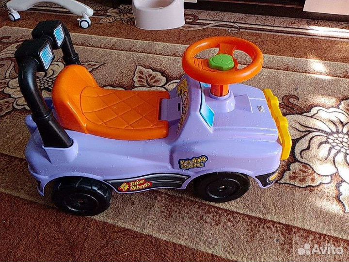 Машинка-каталка