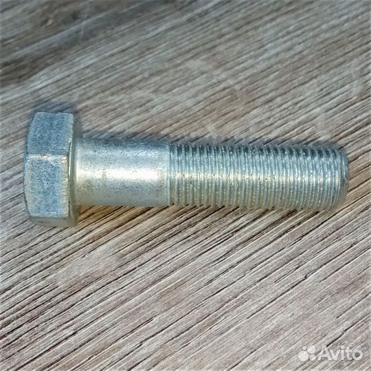 Болт уэс 0100603А-05