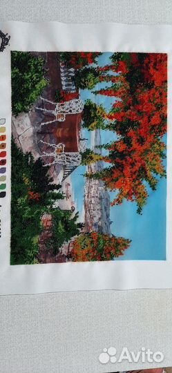 Картины, вышитые крестом и бисером