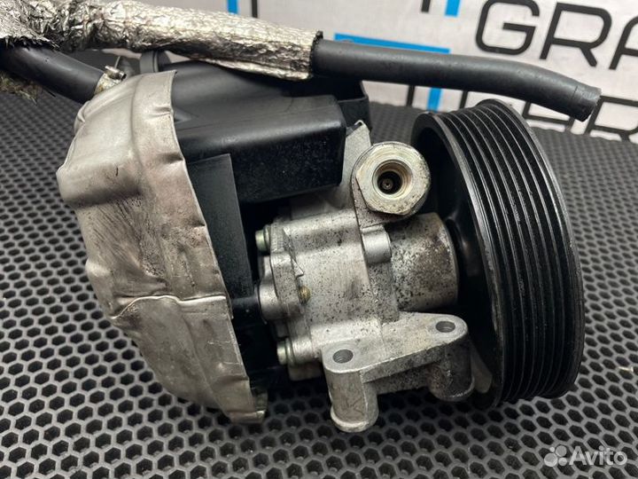 Насос гидроусилителя Mercedes-Benz C-Class/CLK-Cla