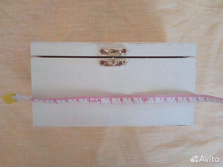 Баночка,деревянная коробка и пластиковые