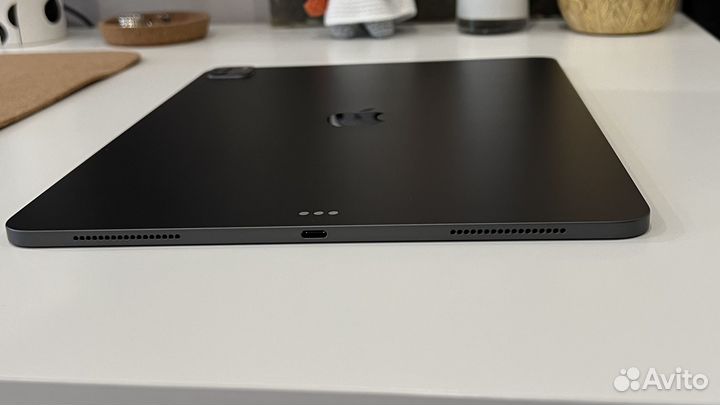 iPad Pro 12,9 (2020) 4-поколения 128 гб Space Gray