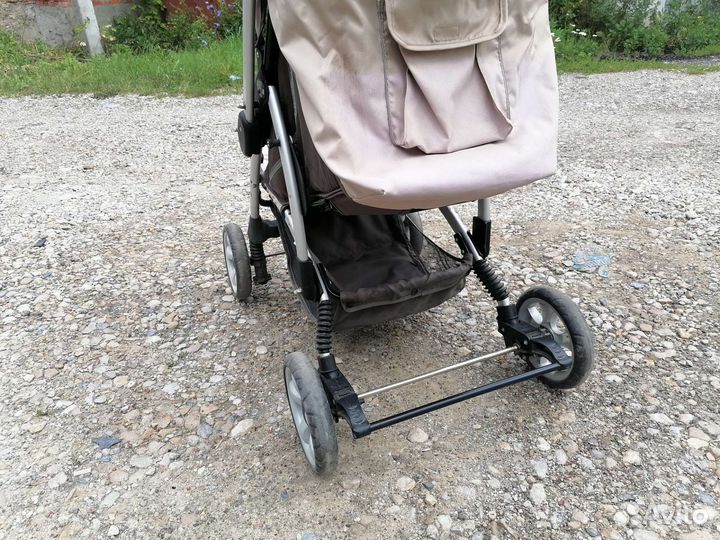 Прогулочная коляска