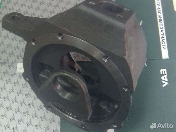 Корпус поворотного кулака редукторного моста УАЗ