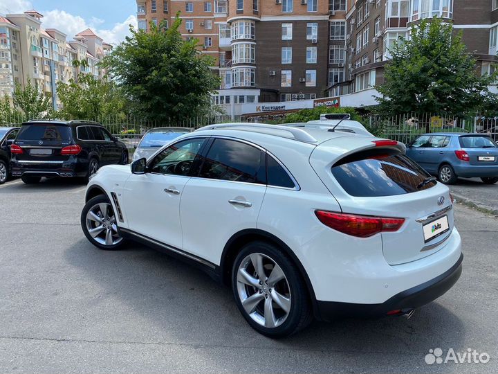 Infiniti QX70 3.7 AT, 2014, 104 000 км