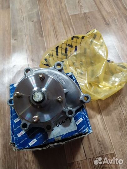 Водяная помпа Hyundai, KIA