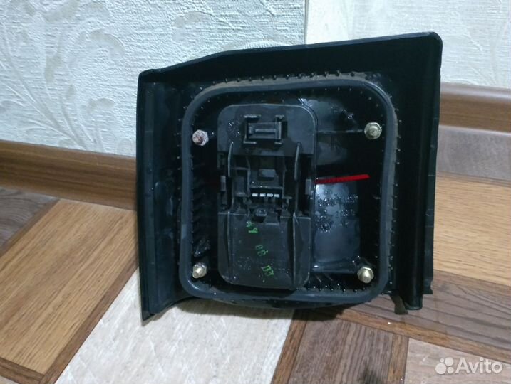 Фонари задние Рено 21