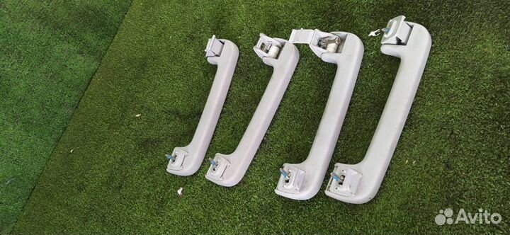 Ручки потолочные Комплектом Audi A6 Quattro C5