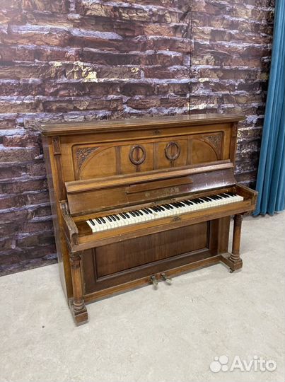 Пианино винтажное