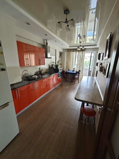 2-к. квартира, 80 м², 4/12 эт.