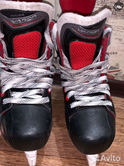 Хоккейные коньки bauer