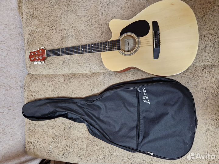 Акустическая гитара