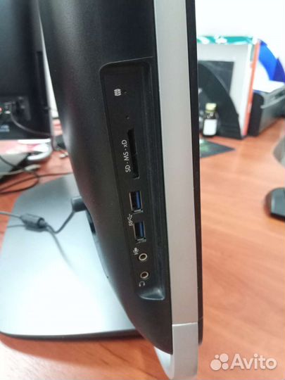 Моноблок HP TouchSmart 520