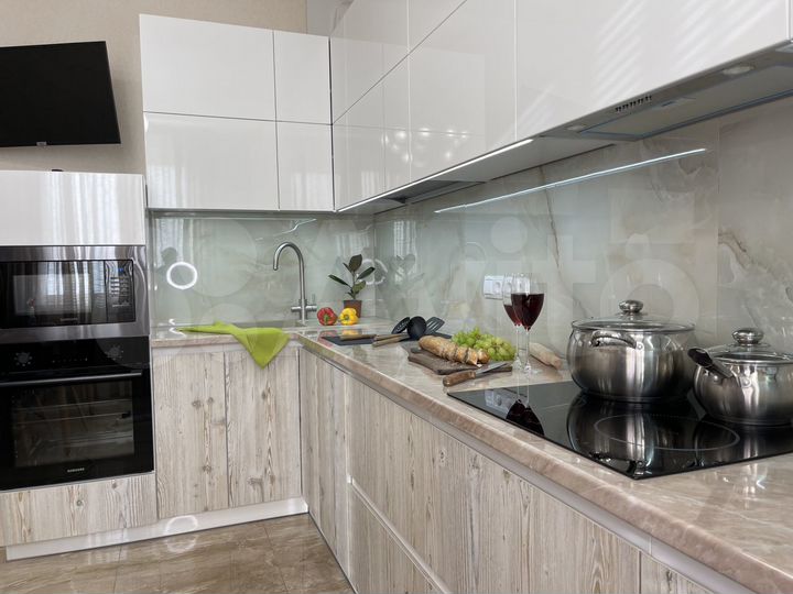 2-к. квартира, 62 м², 5/14 эт.