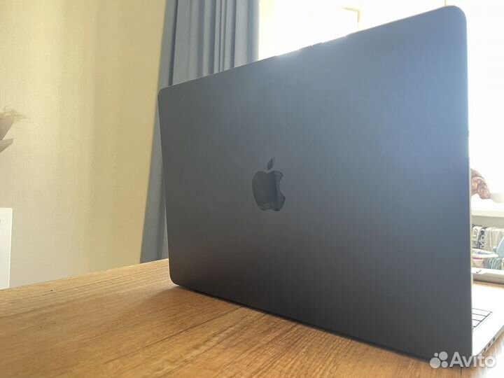 Apple macbook air 13 2022 m2 8gb 256