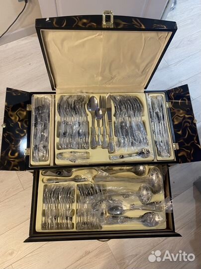 Набор столовых приборов новый