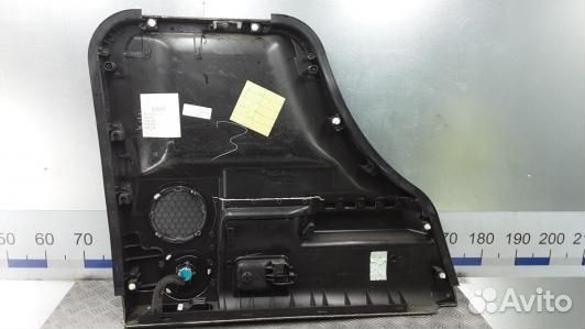 Обшивка задняя правая land rover discovery 3 (1NN1