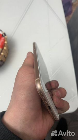 iPhone 8 Plus, 64 ГБ